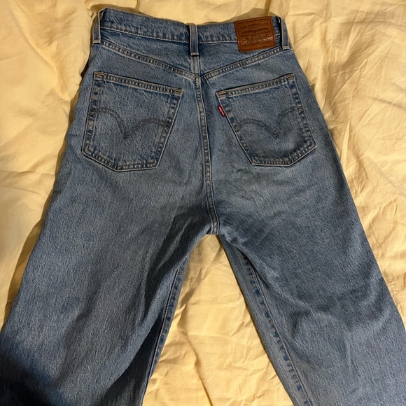 Levi’s Ribcage Straight Ankle - Picture 5 of 8